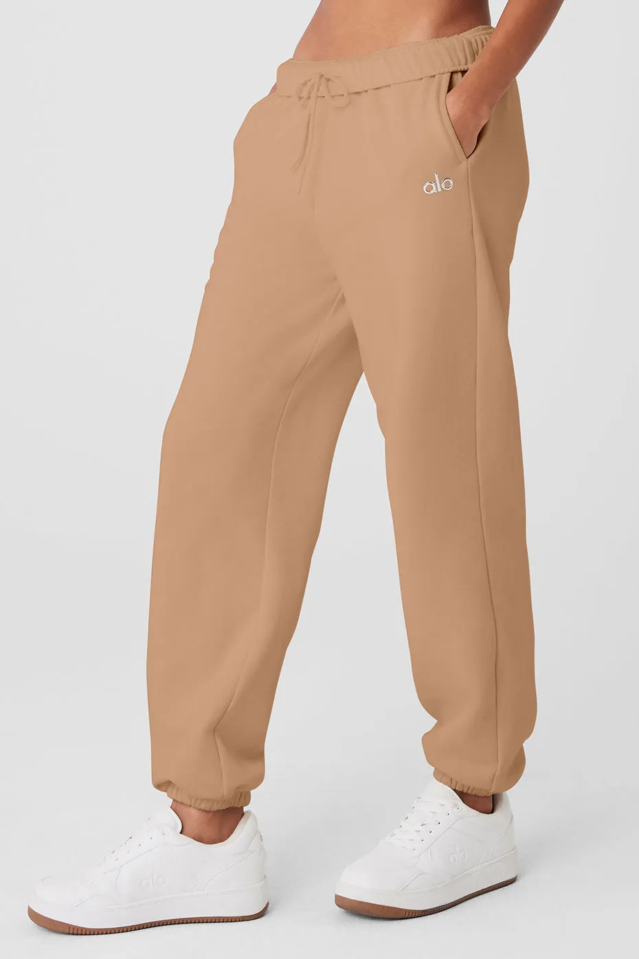 Accolade Sweatpant - Toasted Almond