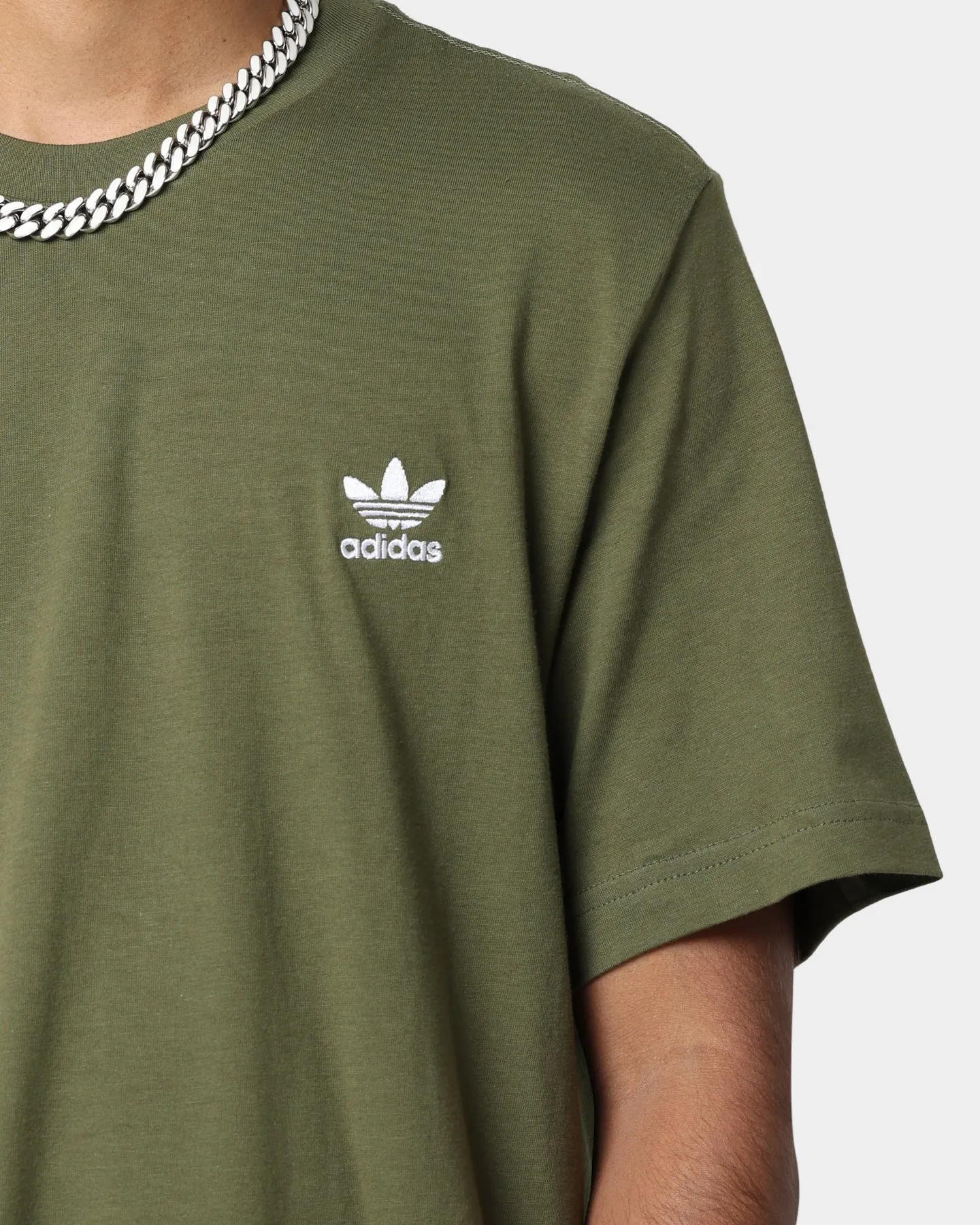 Adidas Essential T-Shirt Focus Olive