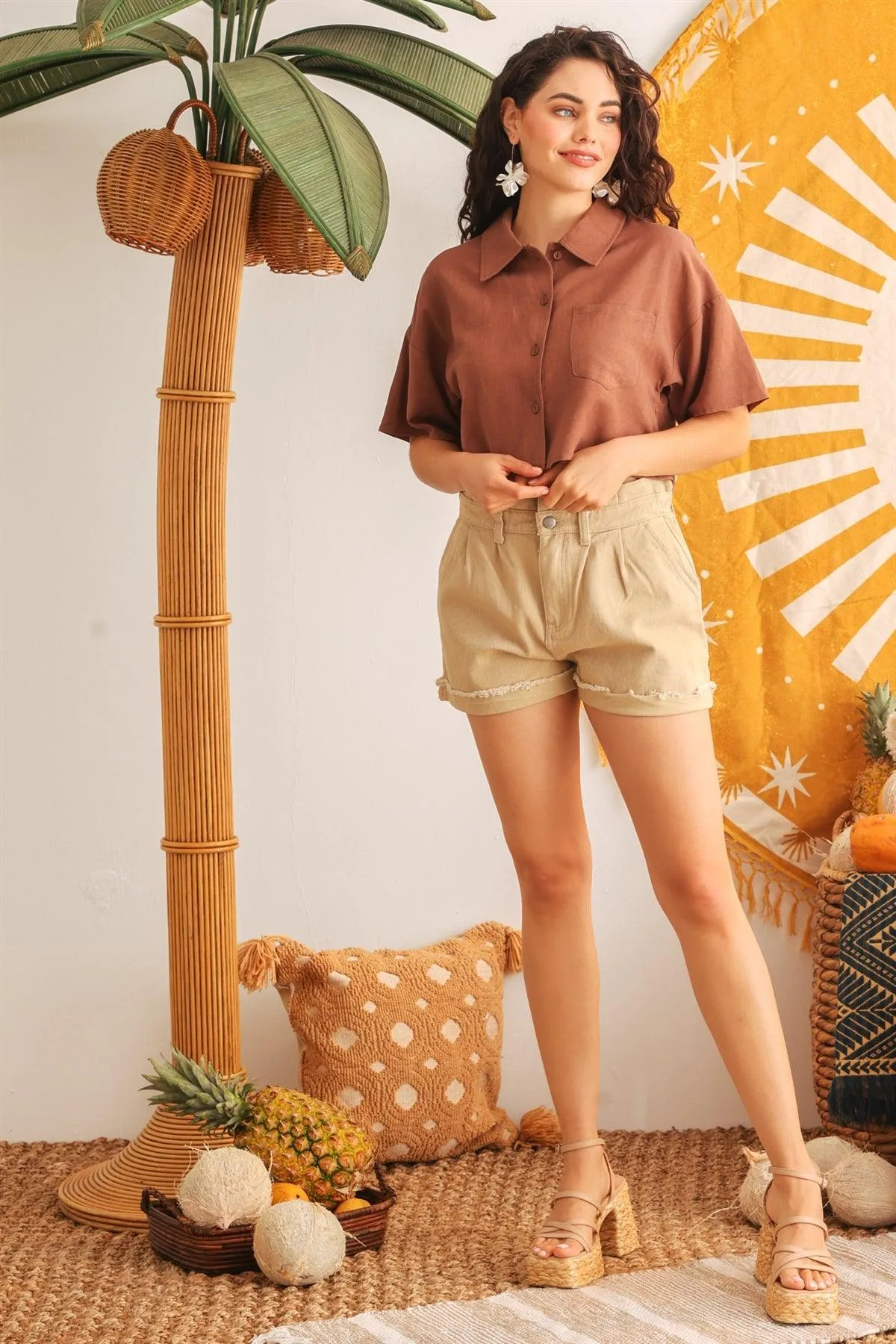 Brown Woven Button-Up Short Sleeve Collared Neck Crop Shirt /1-2-2-1