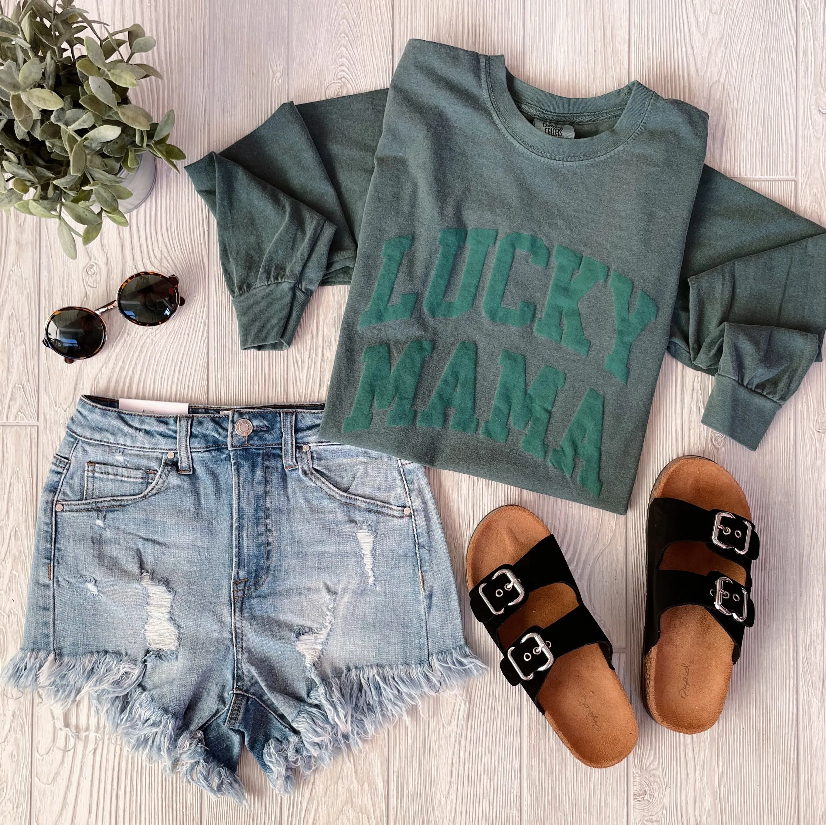 LUCKY MAMA • Tonal Green Long Sleeve