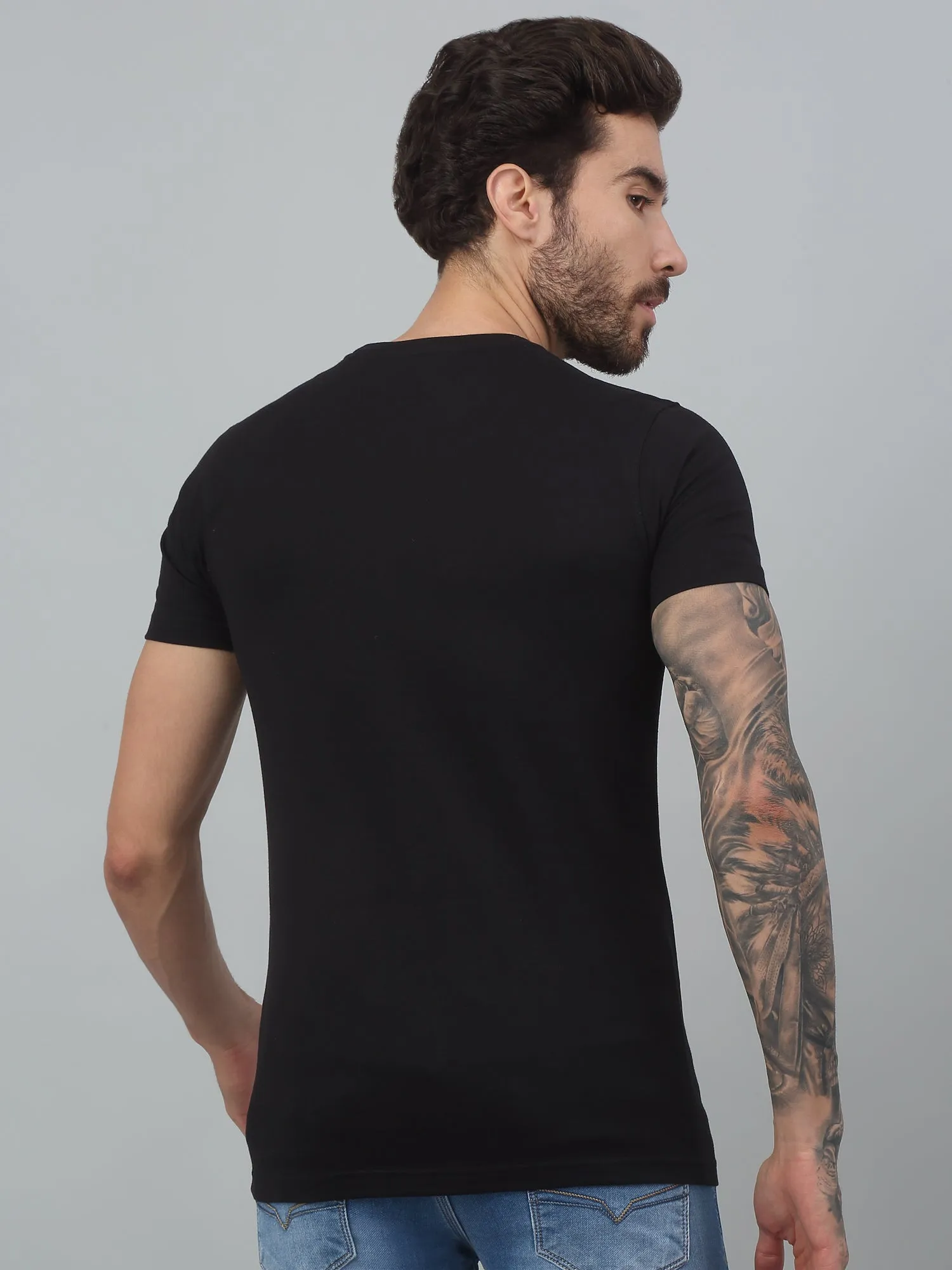 Men's Black  Round neck Half Sleeve T-Shirt with applique & print