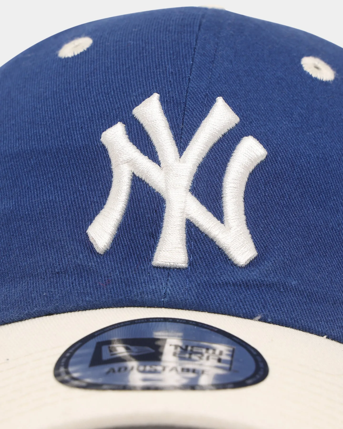 New Era New York Yankees Casual Classic Strapback Dark Royal