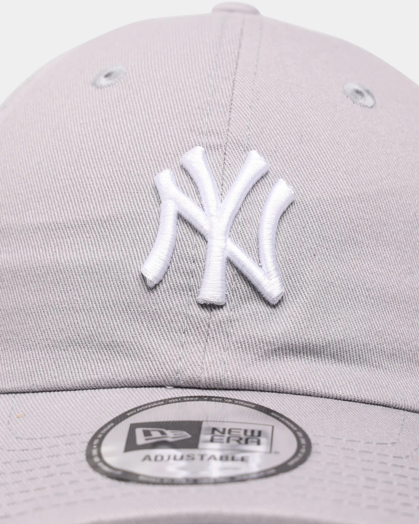 New Era New York Yankees Casual Classic Strapback Light Grey